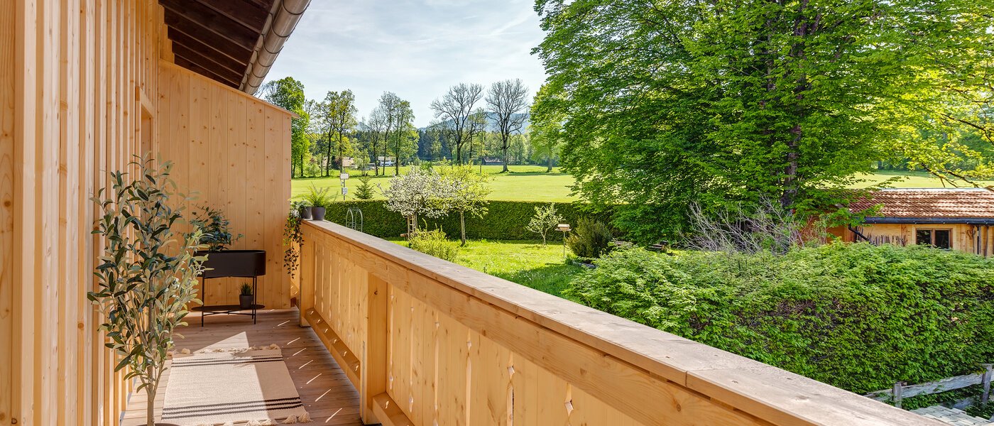 appartement avec mezzanine Gmund am Tegernsee 03 balcon 12967