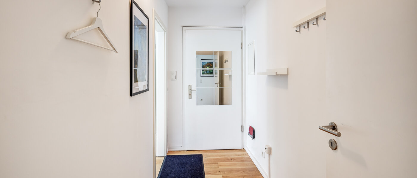 appartement avec jardin Germering 04 entrée/couloir 13004