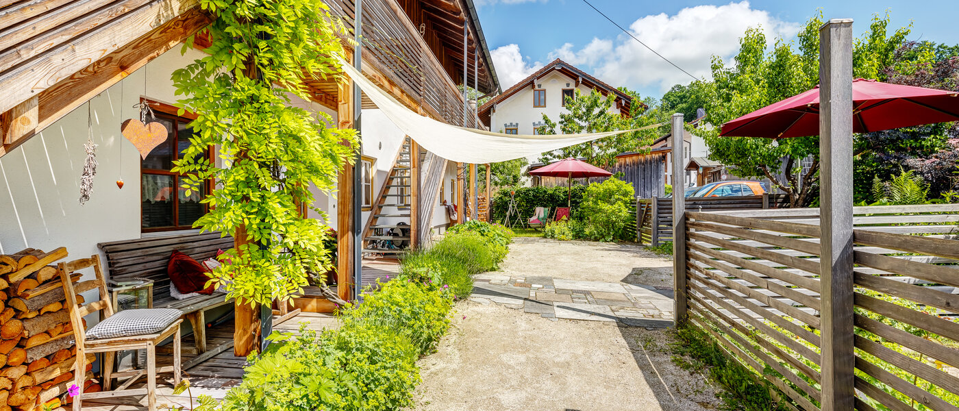 appartement Tuntenhausen 01 cour intérieure 13021