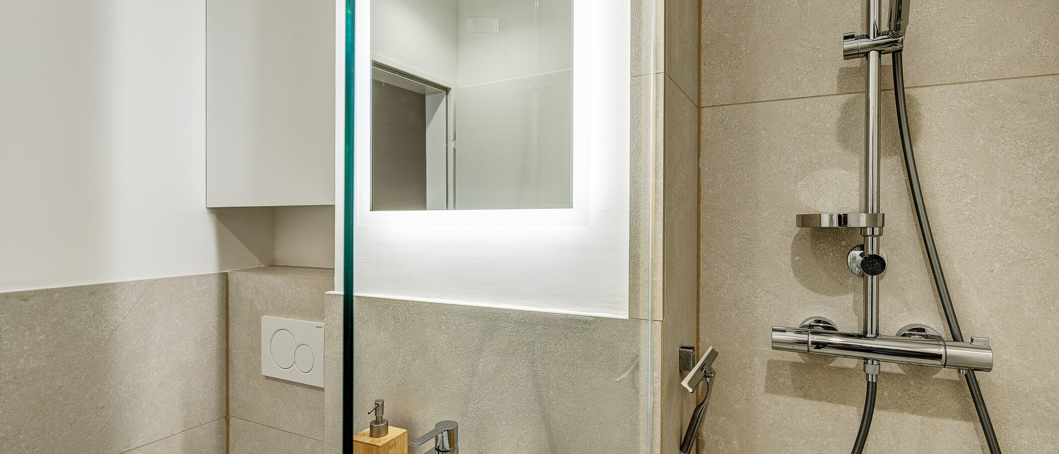 appartement München Nymphenburg 03 salle de bain 13051