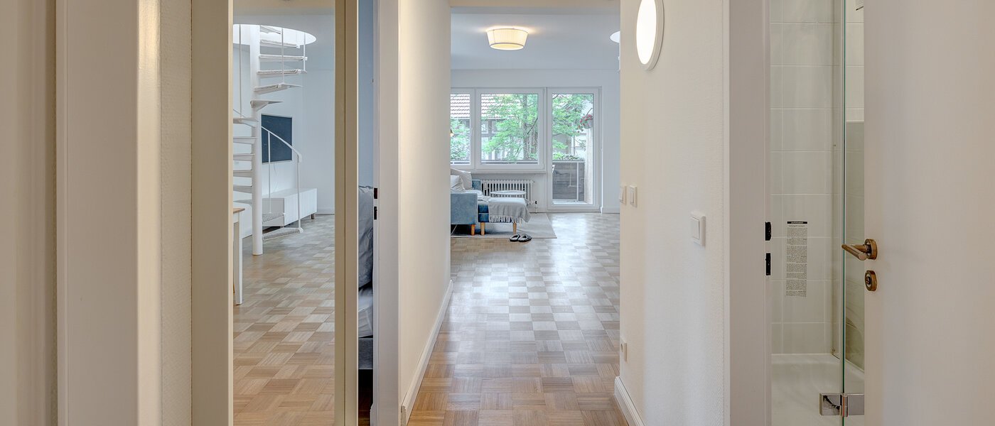 appartement style maisonnette München Pasing 02 entrée/couloir 13062