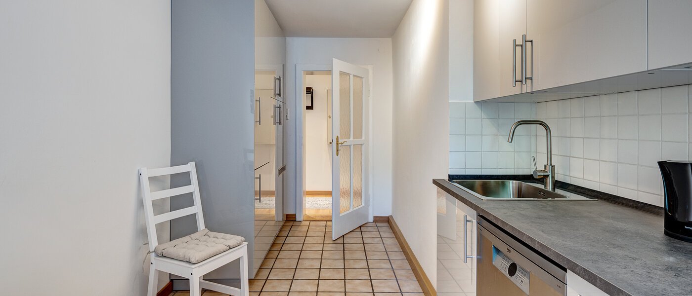 appartement München Neuhausen 03 cuisine 13100