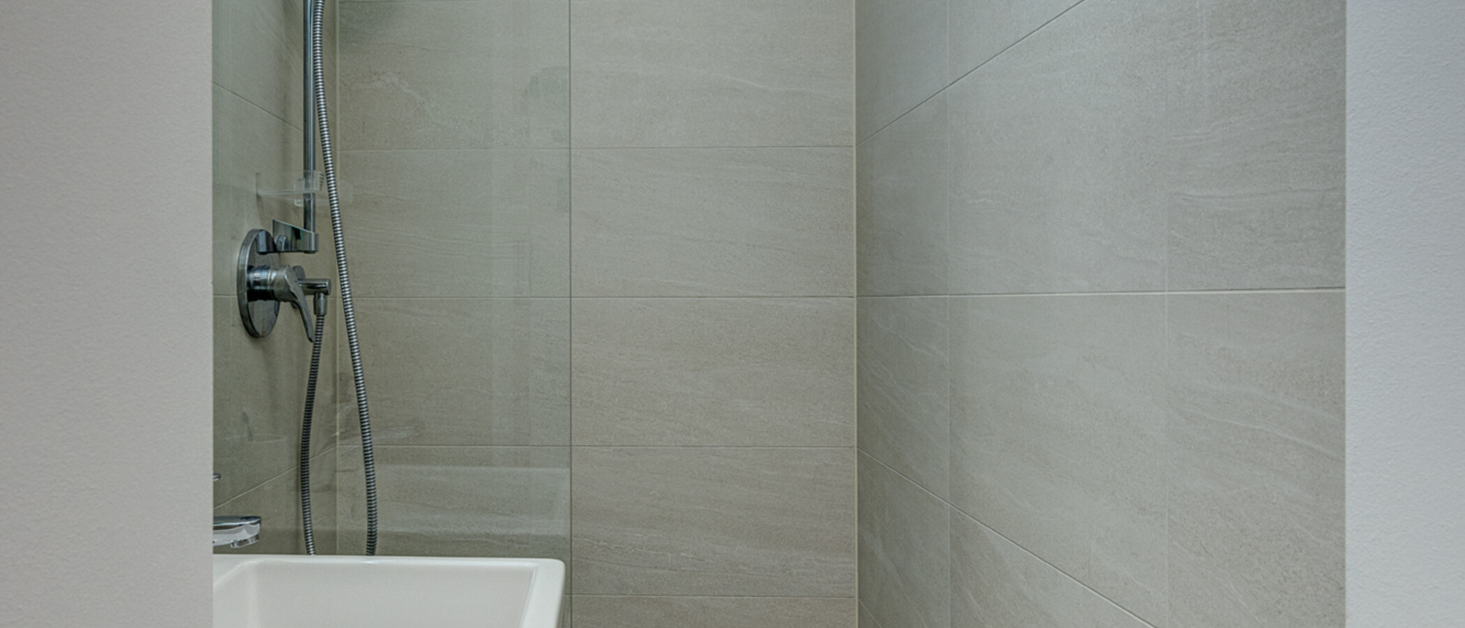 appartement München Altbogenhausen 01 salle de bain 13119