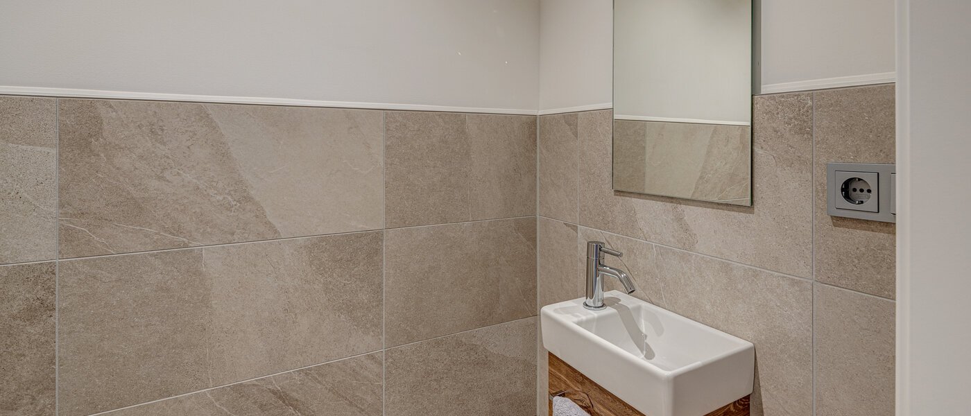 appartement style maisonnette München Neuhausen 02 deux toilettes 13127