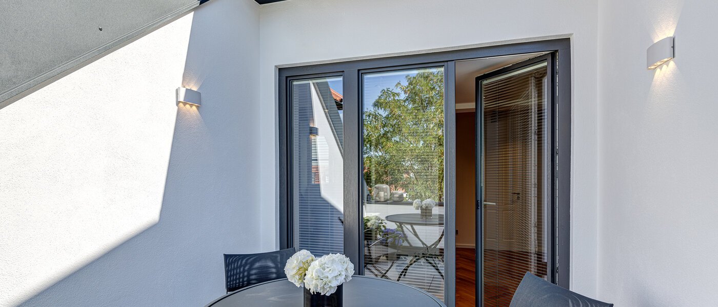 appartement style maisonnette München Neuhausen 02 loggia 13127