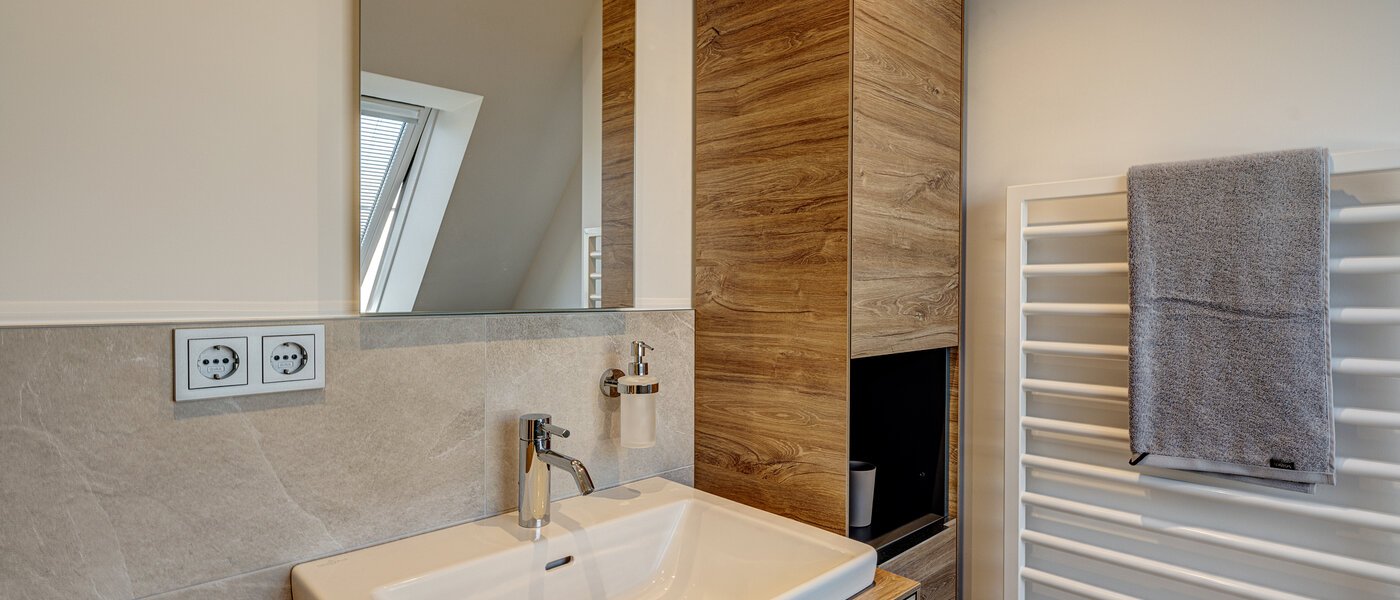 appartement style maisonnette München Neuhausen 04 1ère salle de bain 13127