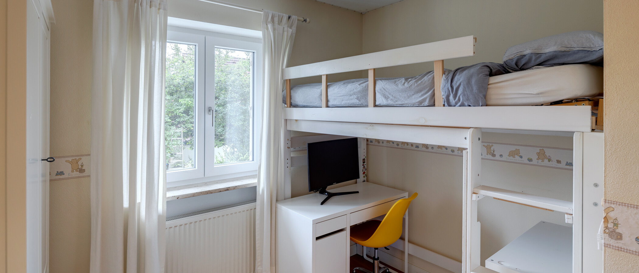 maison mitoyenne placée au milieu de la rangée Garching 02 2ème ch. d´enfant 13131