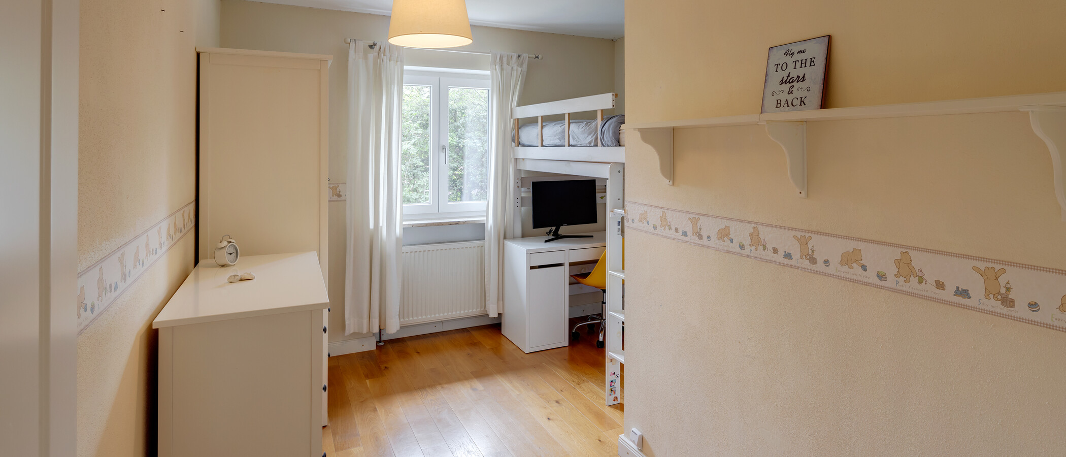 maison mitoyenne placée au milieu de la rangée Garching 04 2ème ch. d´enfant 13131