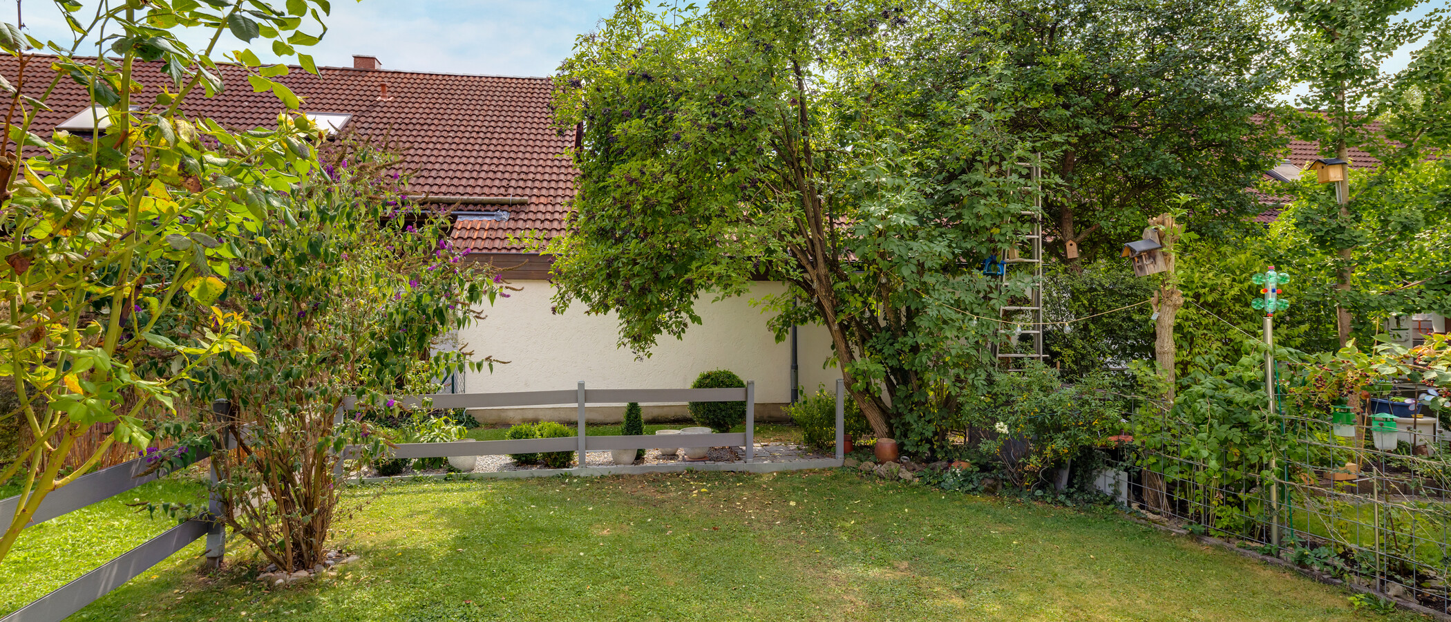maison mitoyenne placée au milieu de la rangée Garching 02 jardin 13131