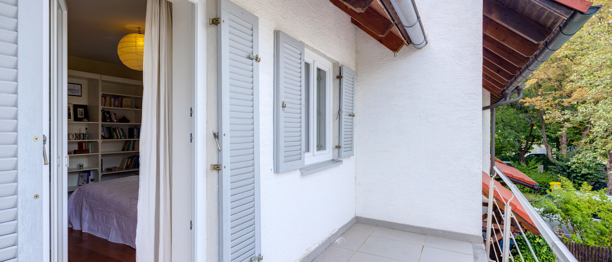 maison mitoyenne placée au milieu de la rangée Garching 01 balcon 13131