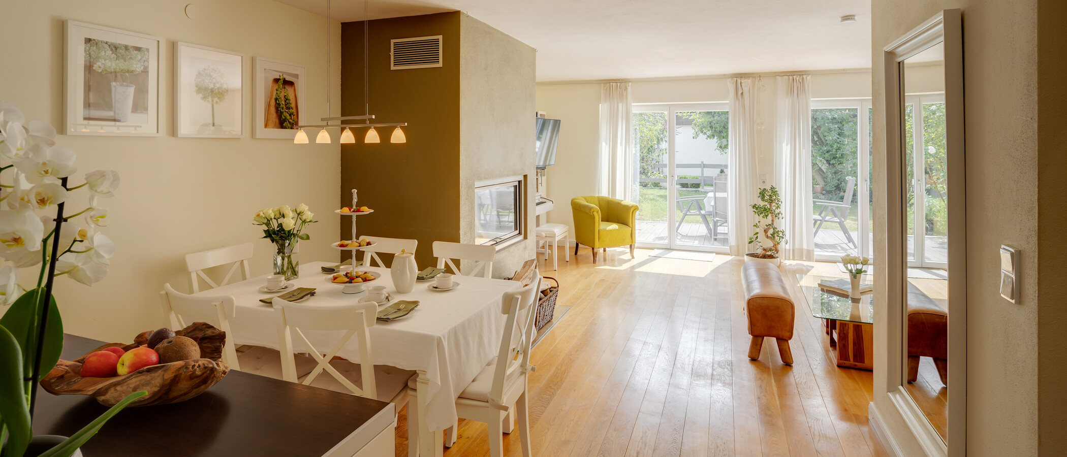 maison mitoyenne placée au milieu de la rangée Garching 01 pièce à vivre 13131