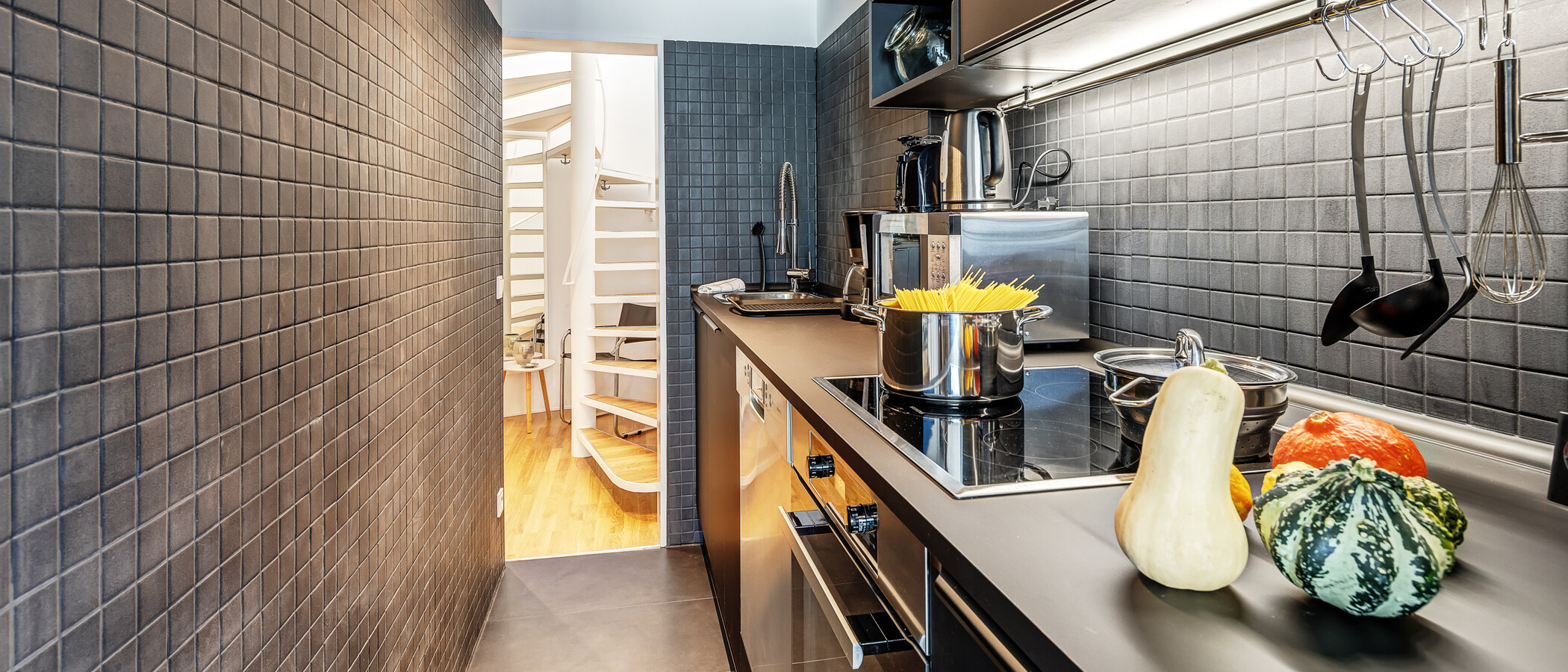 appartement style maisonnette München Olympiadorf 03 cuisine 13150