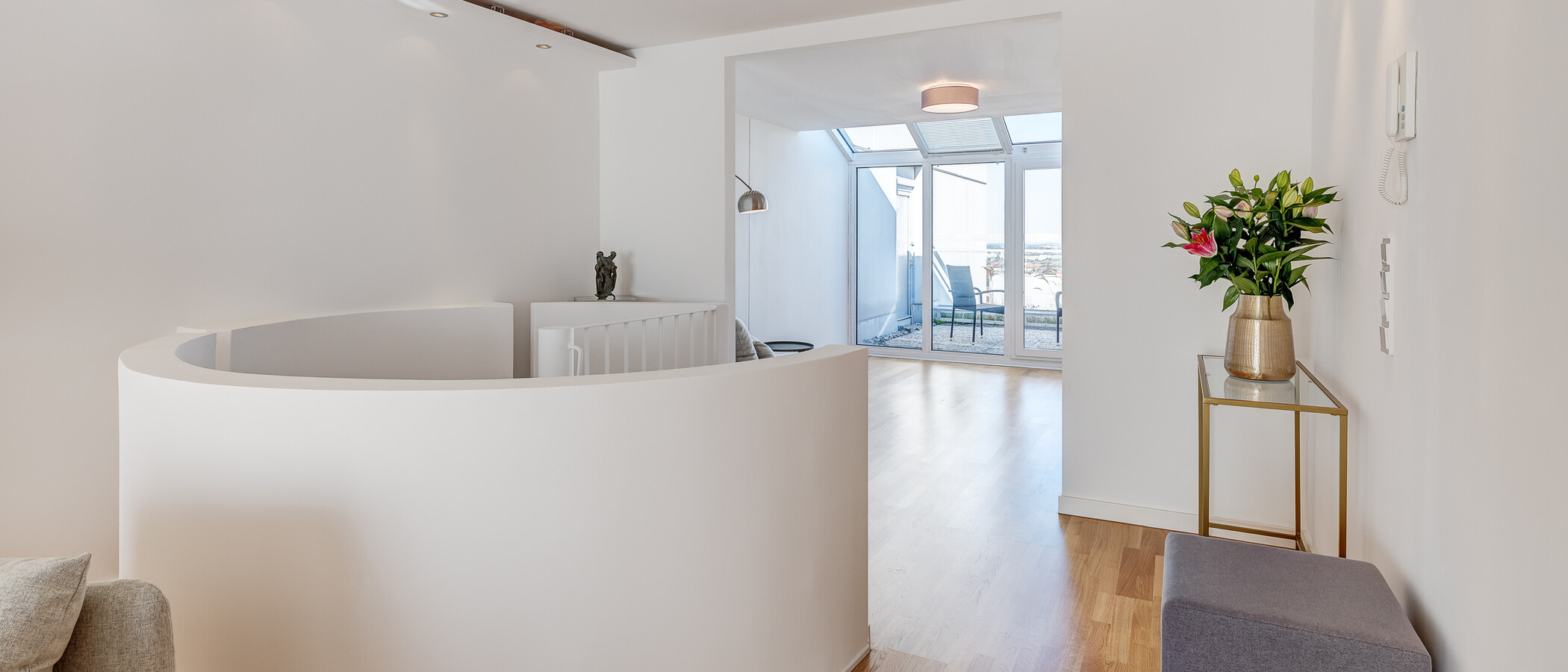 appartement style maisonnette München Olympiadorf 04 salle de séjour 13150
