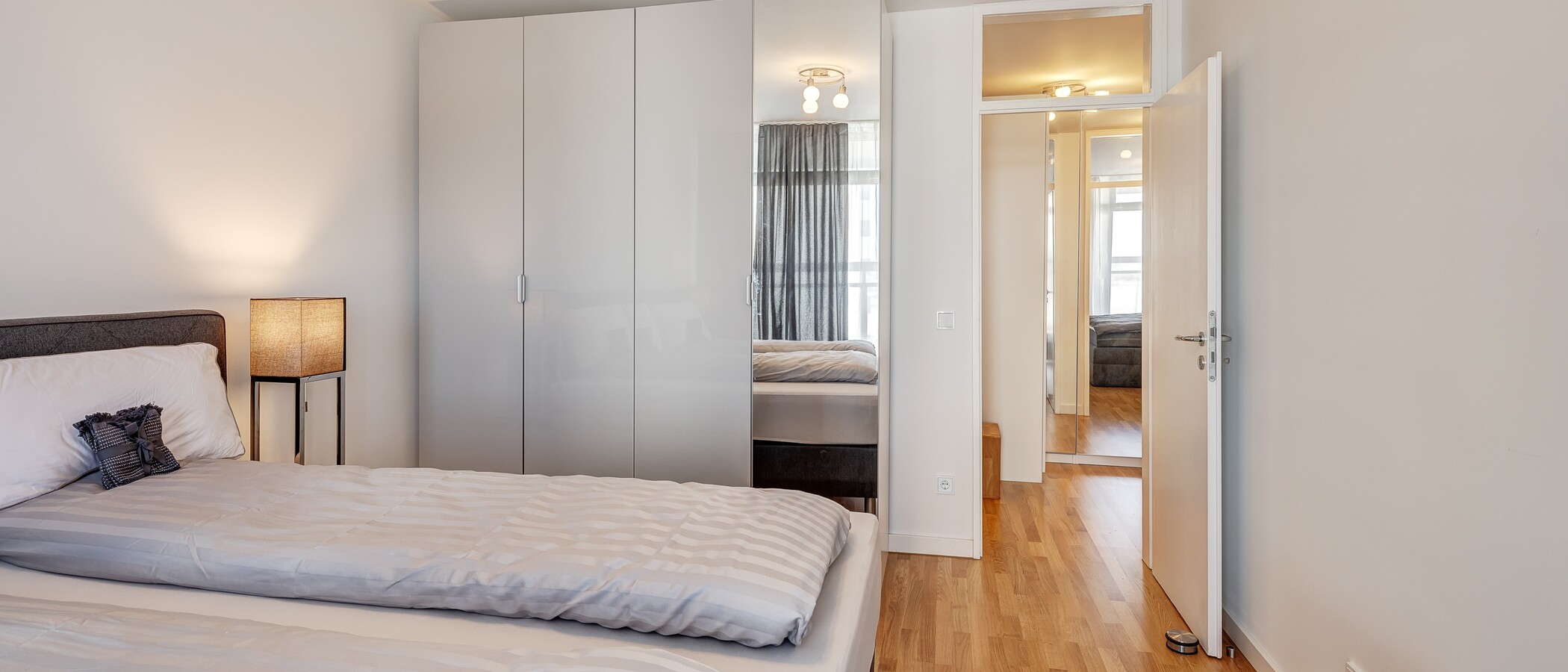 appartement style maisonnette München Olympiadorf 02 1ère chambre 13150