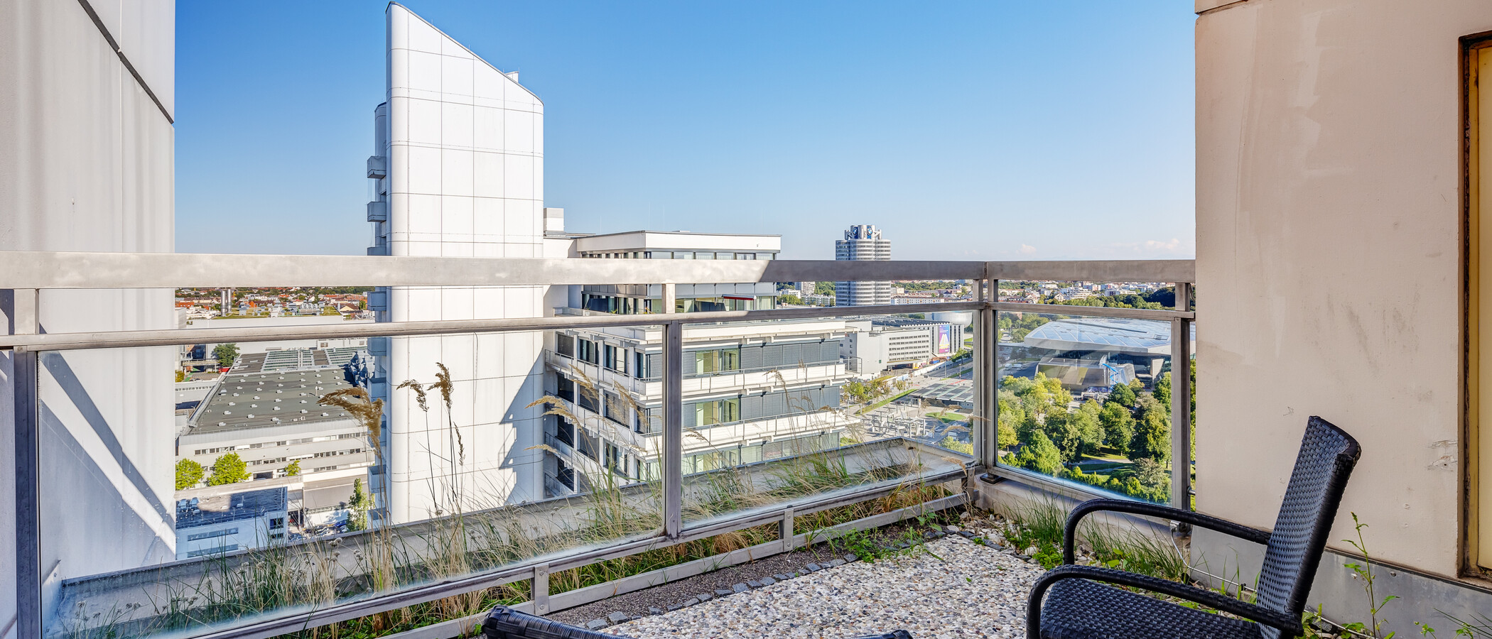 appartement style maisonnette München Olympiadorf 01 1ére terrasse sur le toit 13150
