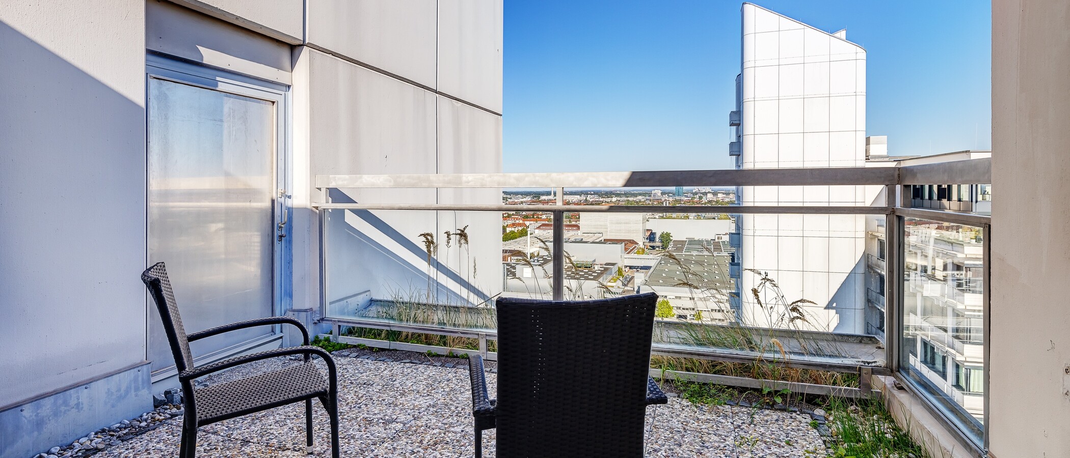 appartement style maisonnette München Olympiadorf 02 1ére terrasse sur le toit 13150
