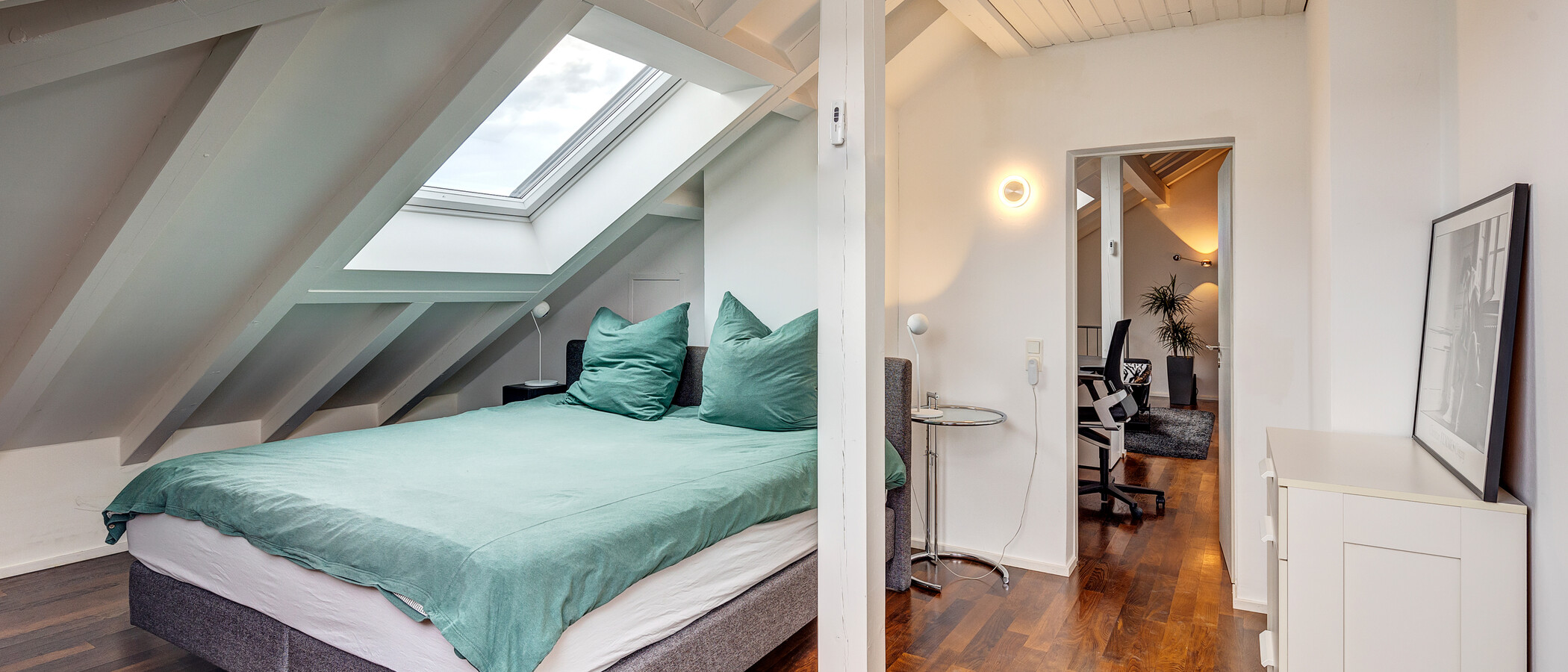 appartement style maisonnette avec mezzanine Unterföhring 04 chambre 13159