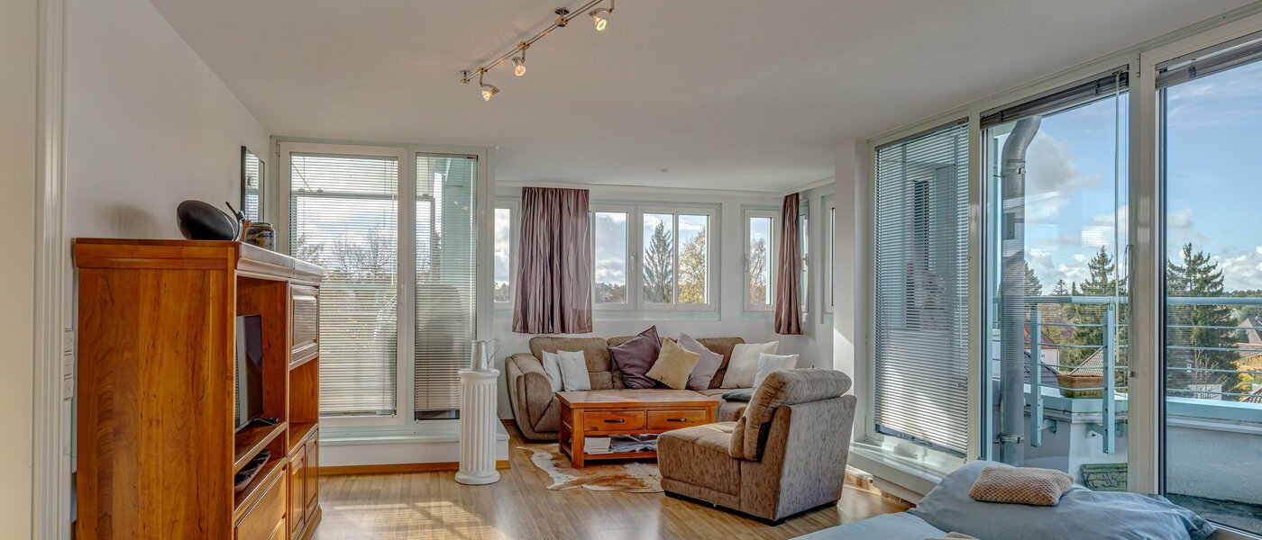 appartement style maisonnette München Sendling-Westpark 01 pièce à vivre 13200