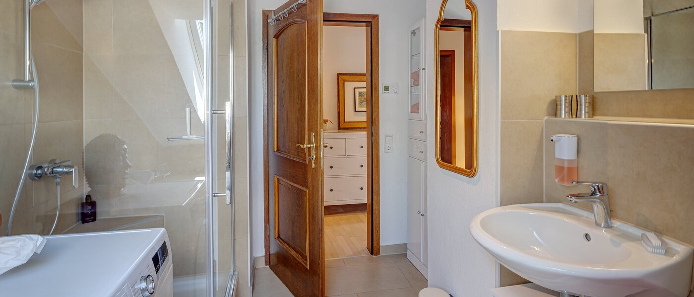 appartement sous les toits Inning am Ammersee 02 salle de bain 13224