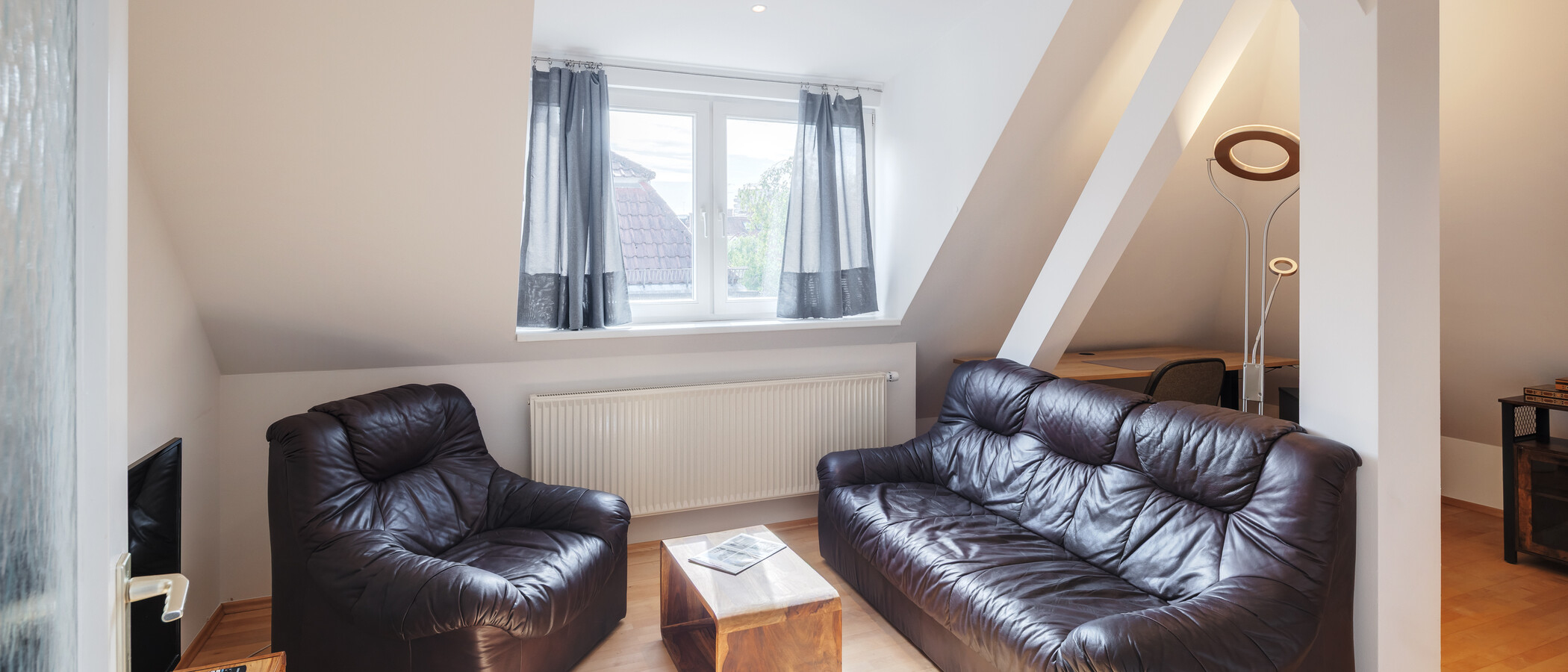 appartement sous les toits München Laim 01 salle de séjour 13229