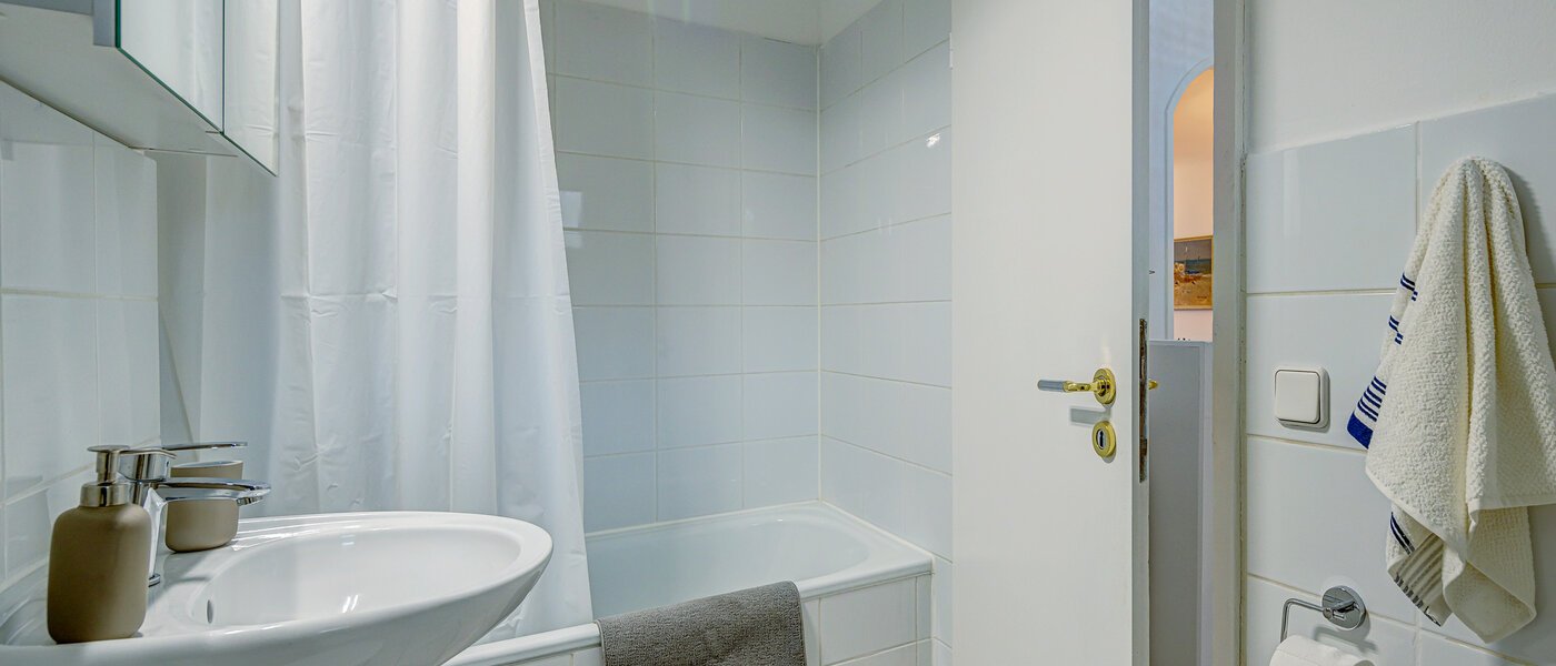 appartement München Bogenhausen 01 salle de bain 13259