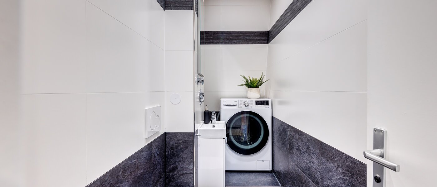 appartement sous les toits München Giesing 01 toilettes séparées 13269