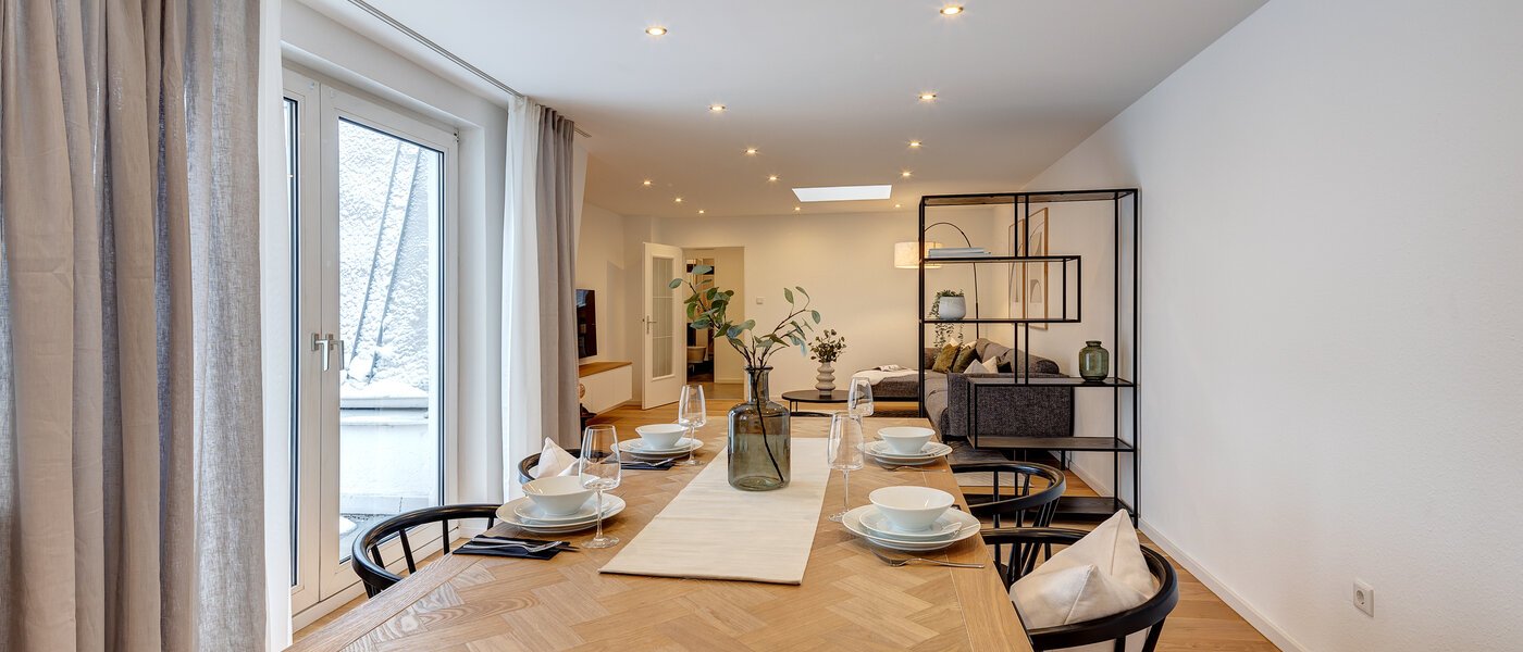 appartement sous les toits München Giesing 02 pièce à vivre 13269