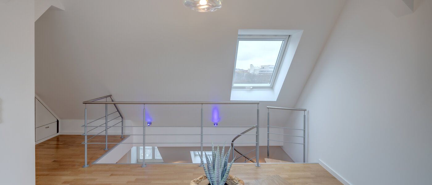 appartement style maisonnette avec mezzanine München Maxvorstadt 05 chambre 13317