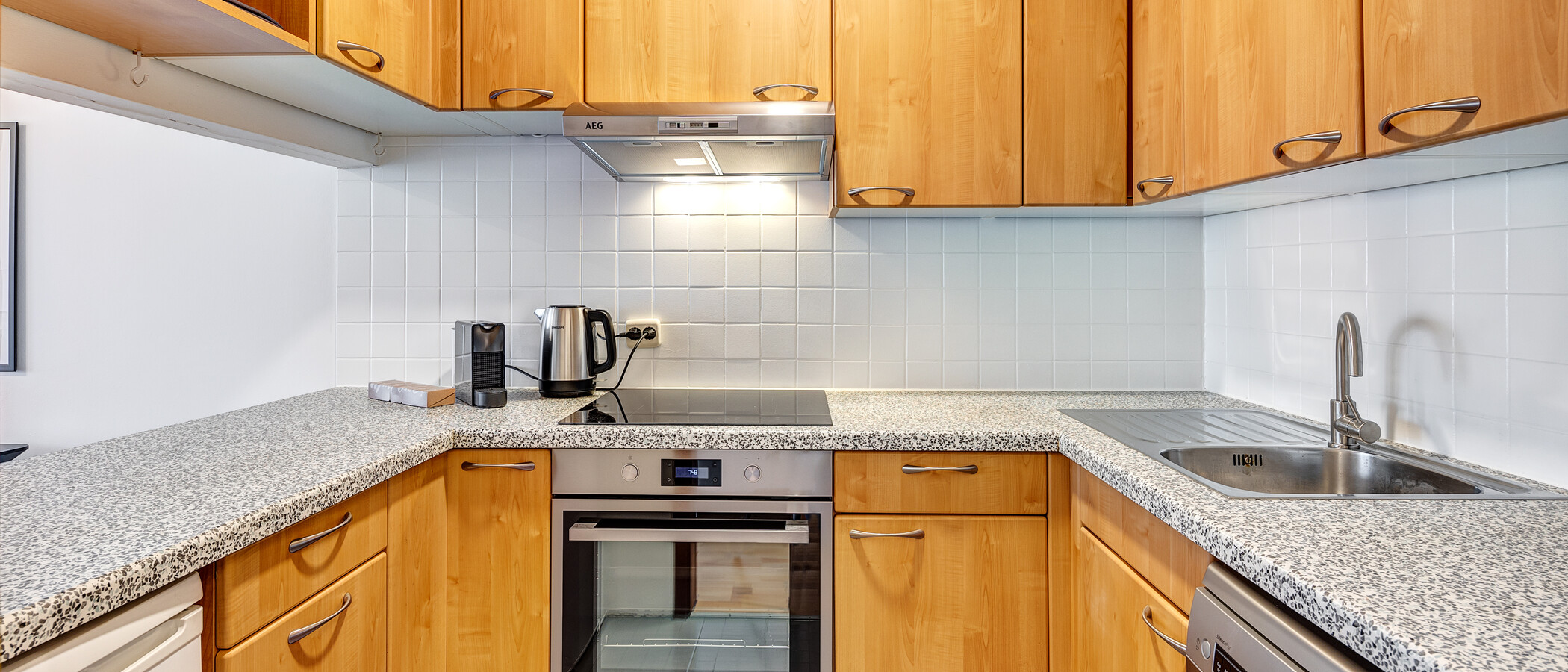 appartement München Neuhausen 01 cuisine 13344