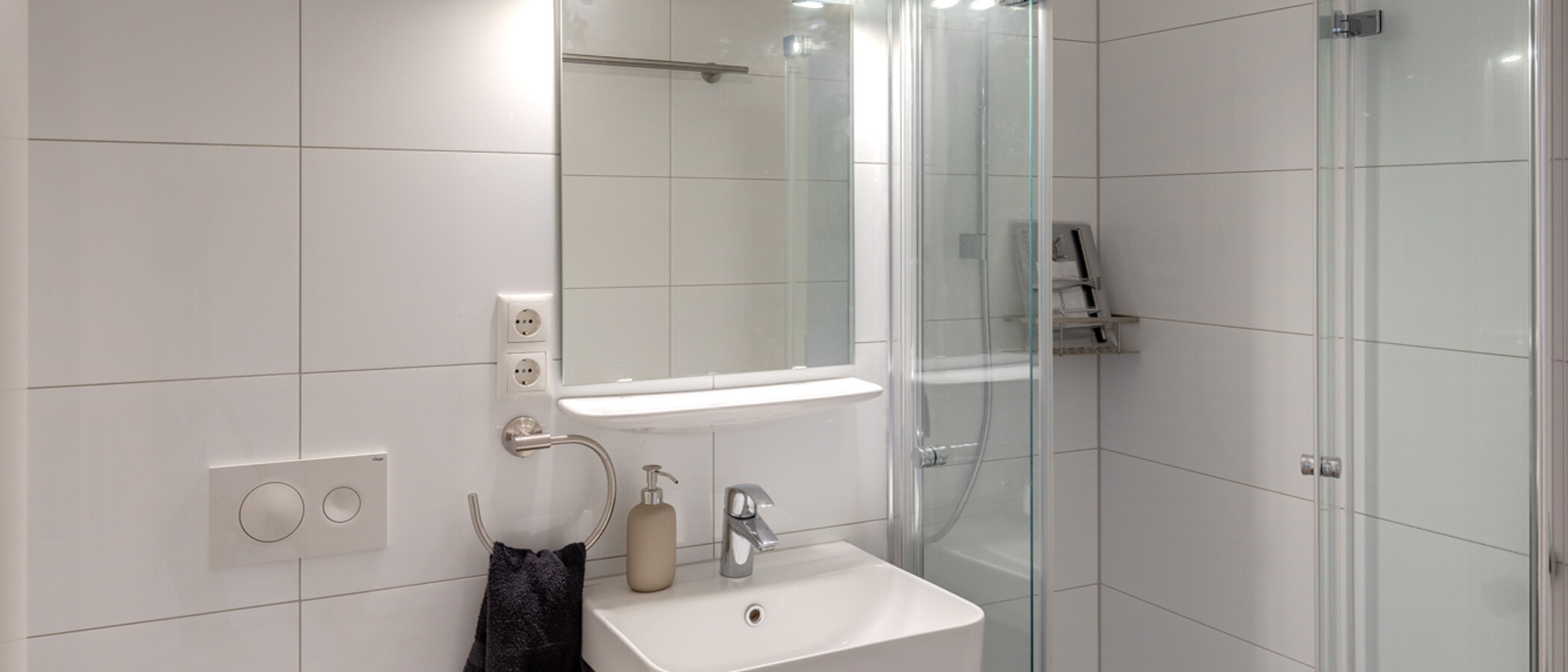 appartement München Maxvorstadt 01 salle de bain 13357