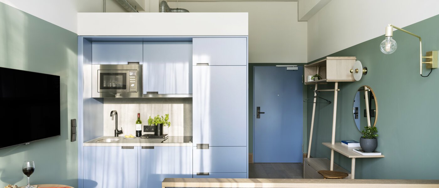 studio München Obersendling 06 pièce à vivre 13390