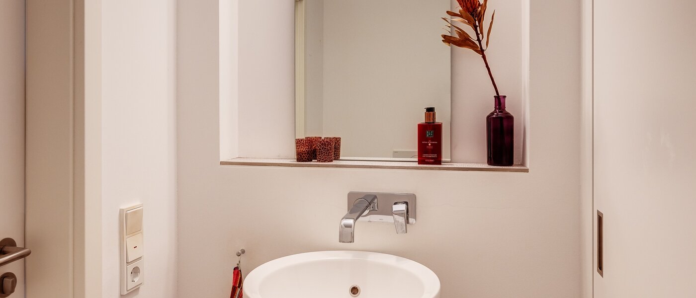 mansardé München Solln 01 toilettes séparées 13410