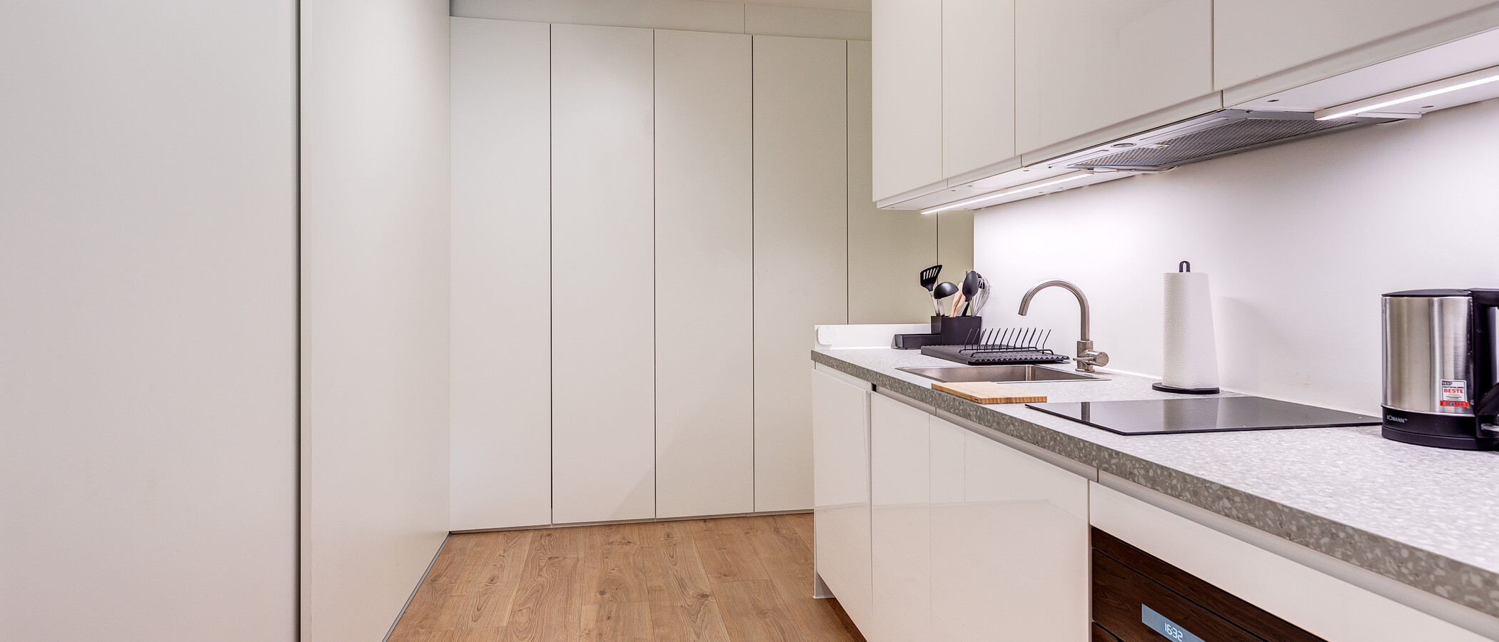 appartement München Schwabing - Alte Heide 02 cuisine 13448