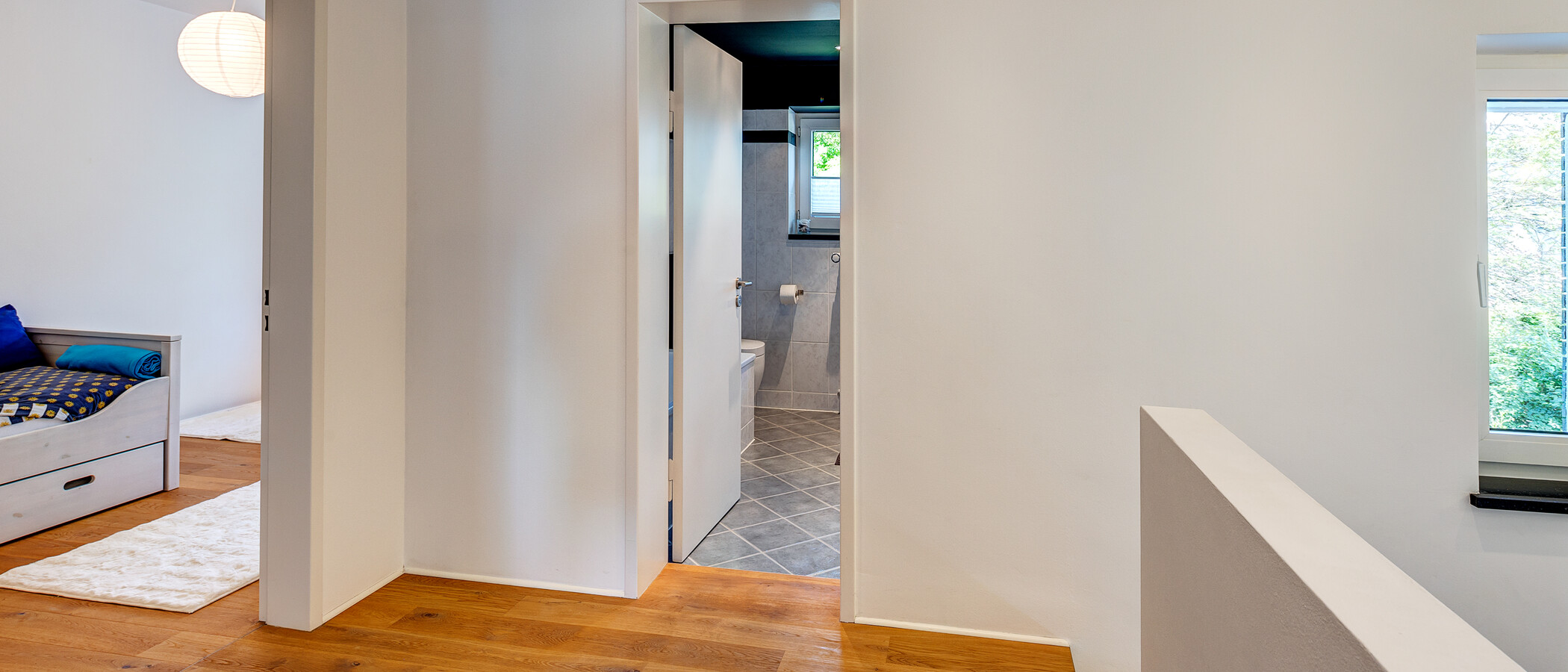 maison mitoyenne Gauting 03 entrée/couloir 13500