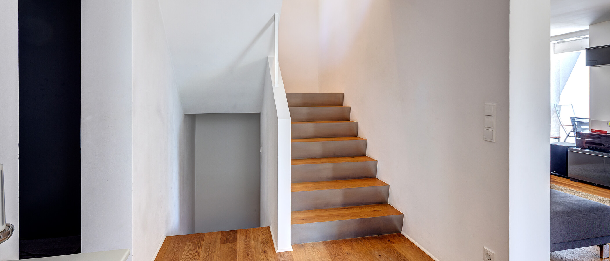 maison mitoyenne Gauting 04 entrée/couloir 13500