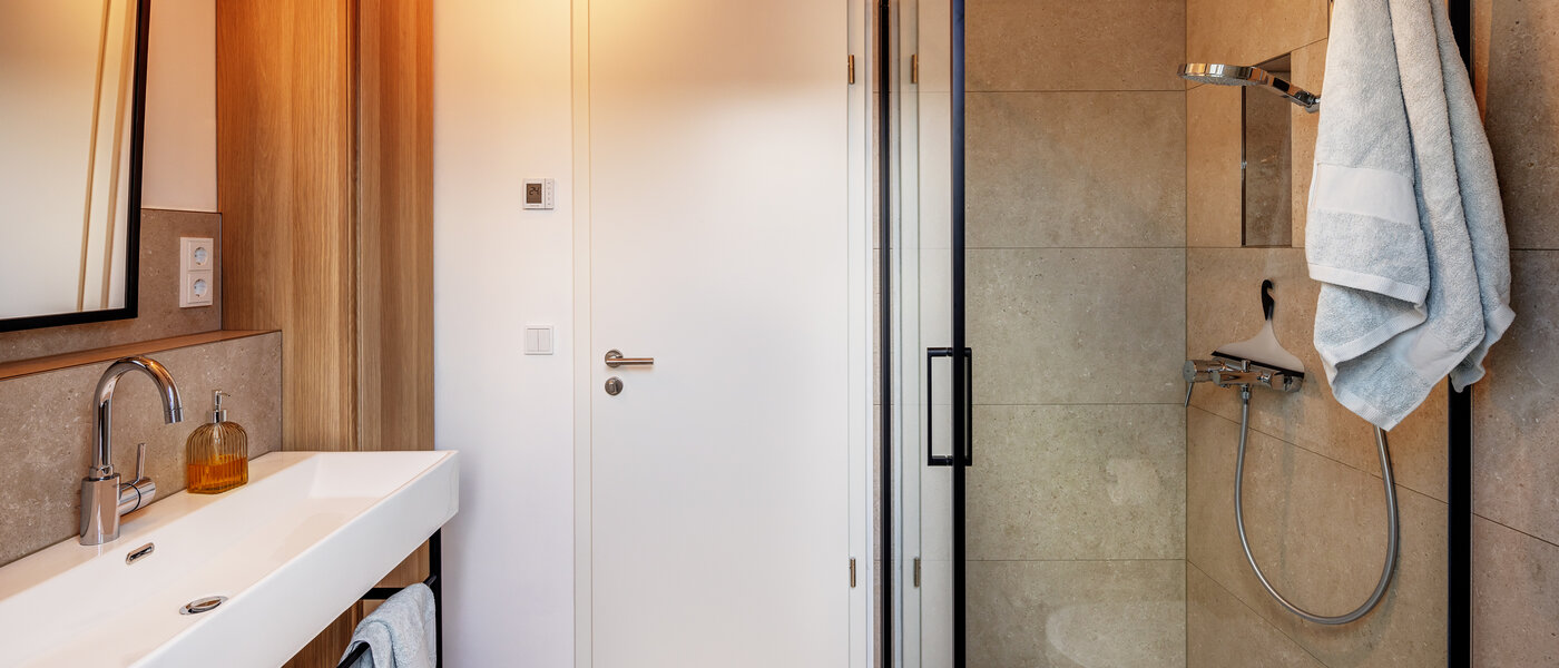 appartement sous les toits München Berg am Laim 04 salle de bain 13504