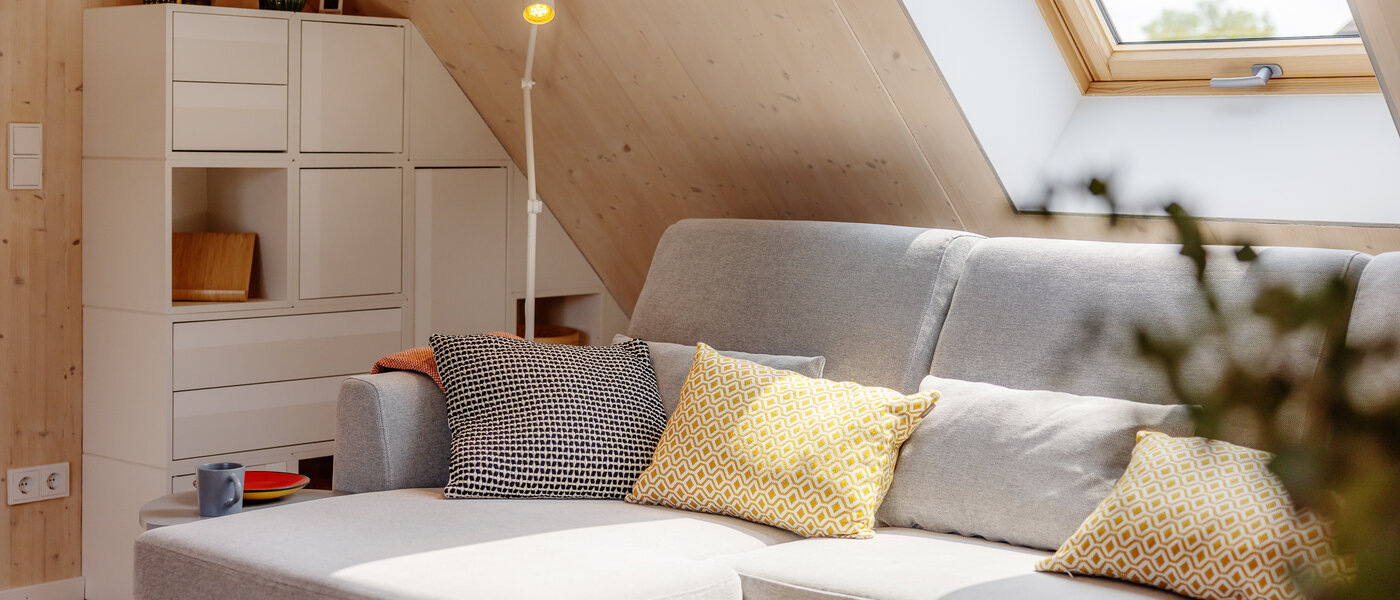 appartement sous les toits München Berg am Laim 05 pièce à vivre 13504