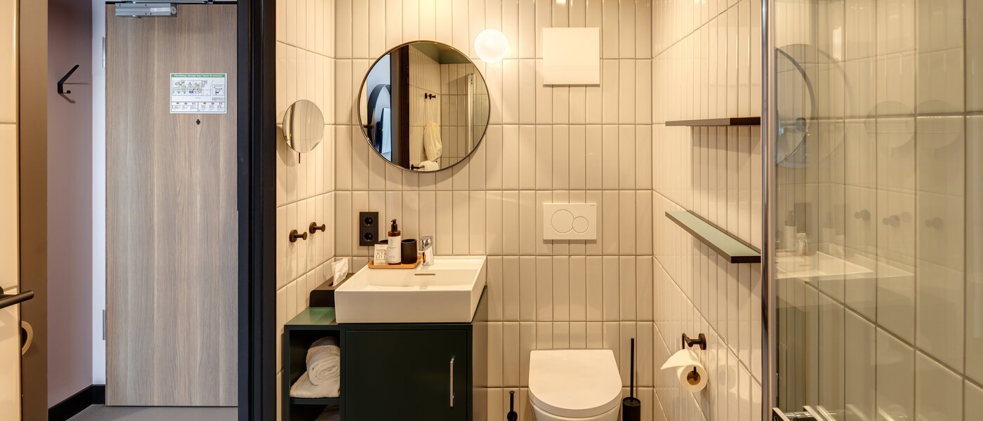 appartement style maisonnette München Neuperlach 02 salle de bain 13534