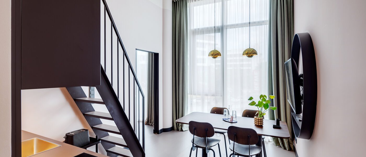 appartement style maisonnette München Neuperlach 02 salle à manger 13534