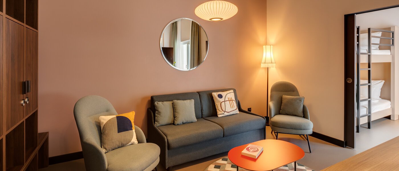 appartement style maisonnette München Neuperlach 01 pièce à vivre 13536