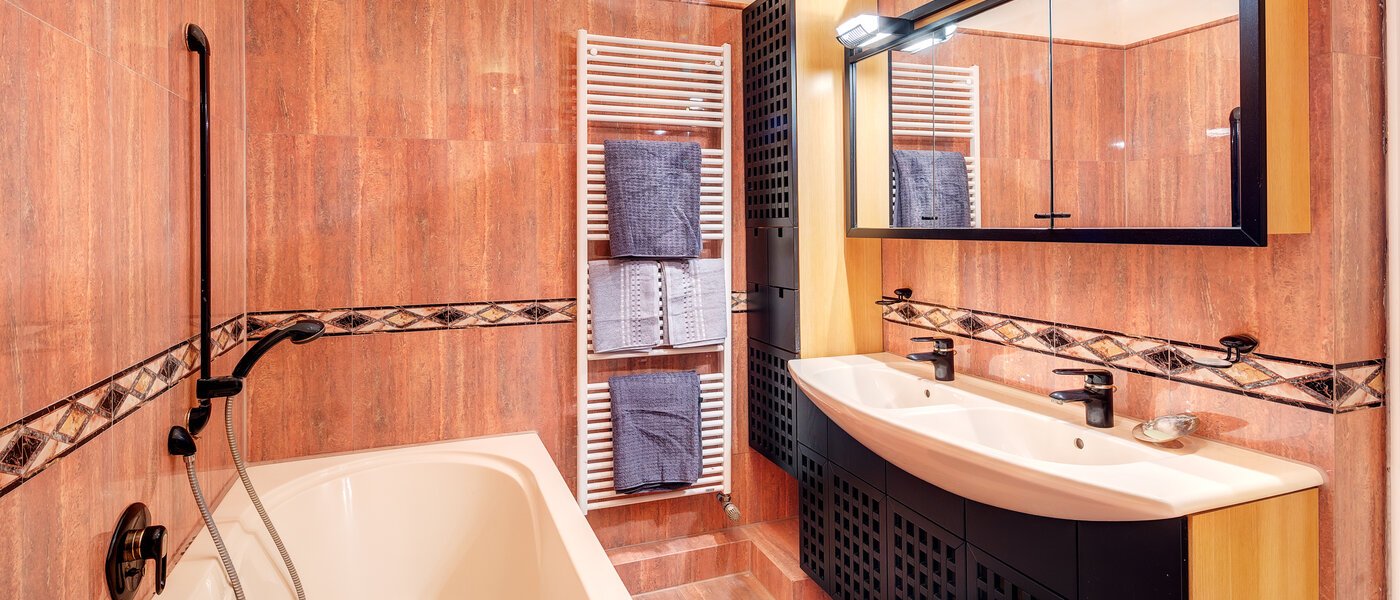 appartement München Bogenhausen 01 salle de bain 13612