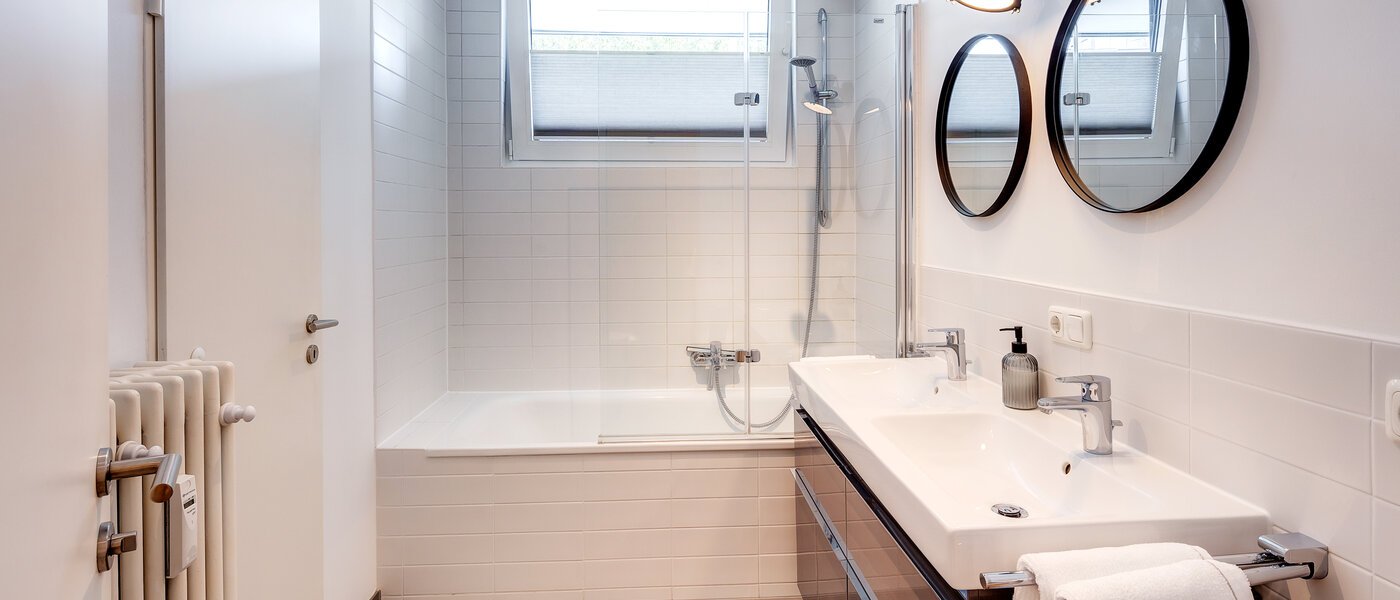 appartement München Altbogenhausen 01 salle de bain 13633