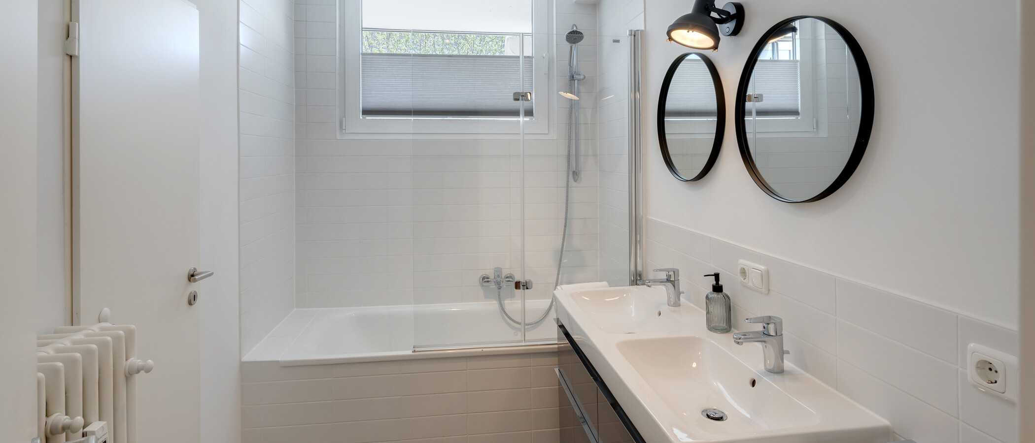 appartement München Altbogenhausen 01 salle de bain 13633