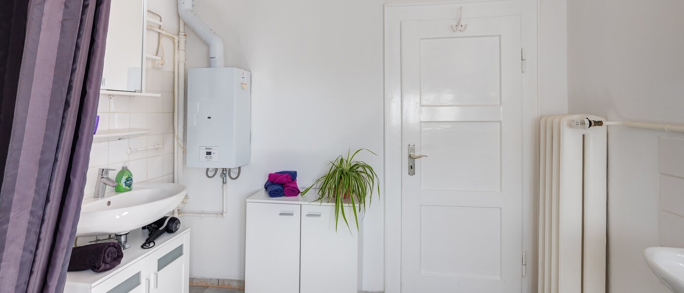 appartement sous les toits München Nymphenburg 04 salle de bain 13654