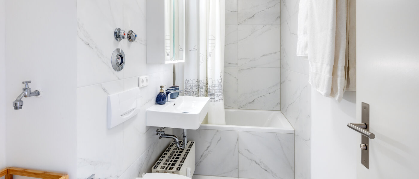 appartement avec terrasse sur le toit München Neuperlach 01 salle de bain 13658