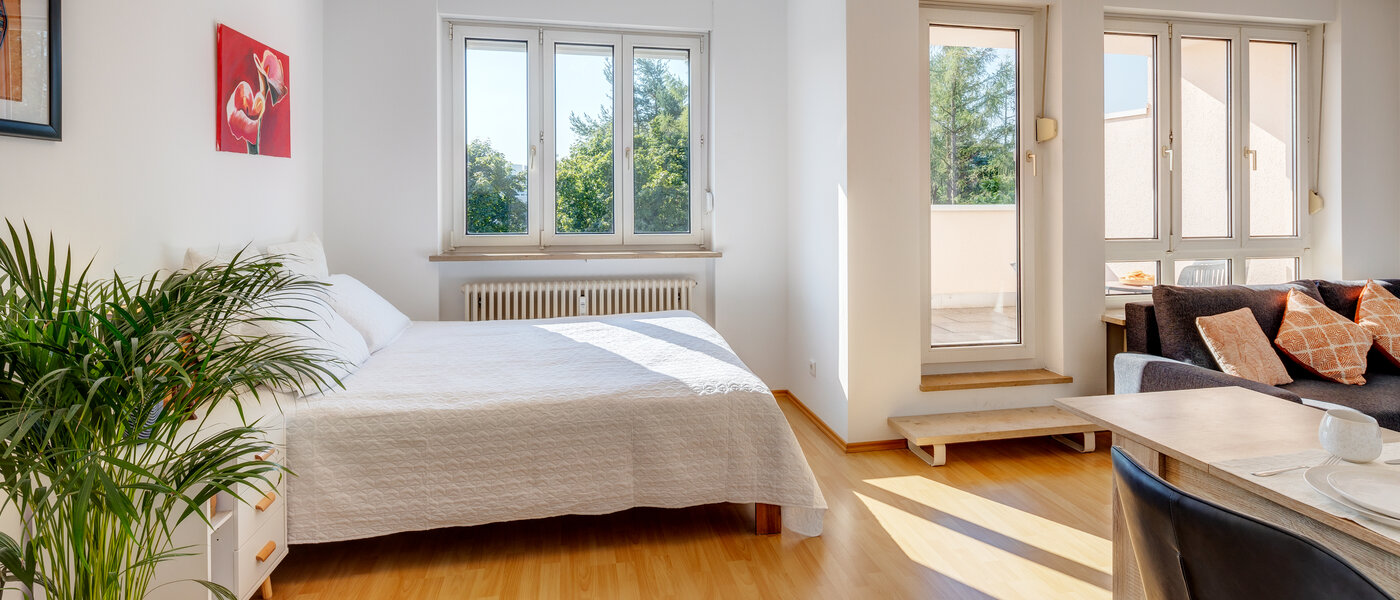 appartement avec terrasse sur le toit München Neuperlach 02 pièce à vivre 13658