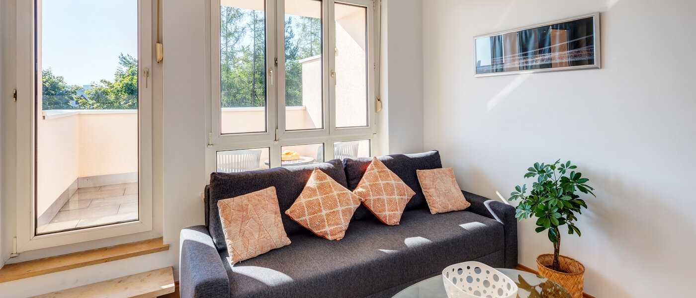 appartement avec terrasse sur le toit München Neuperlach 04 pièce à vivre 13658