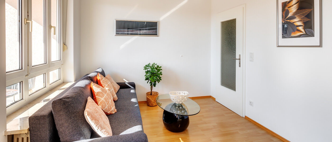 appartement avec terrasse sur le toit München Neuperlach 05 pièce à vivre 13658