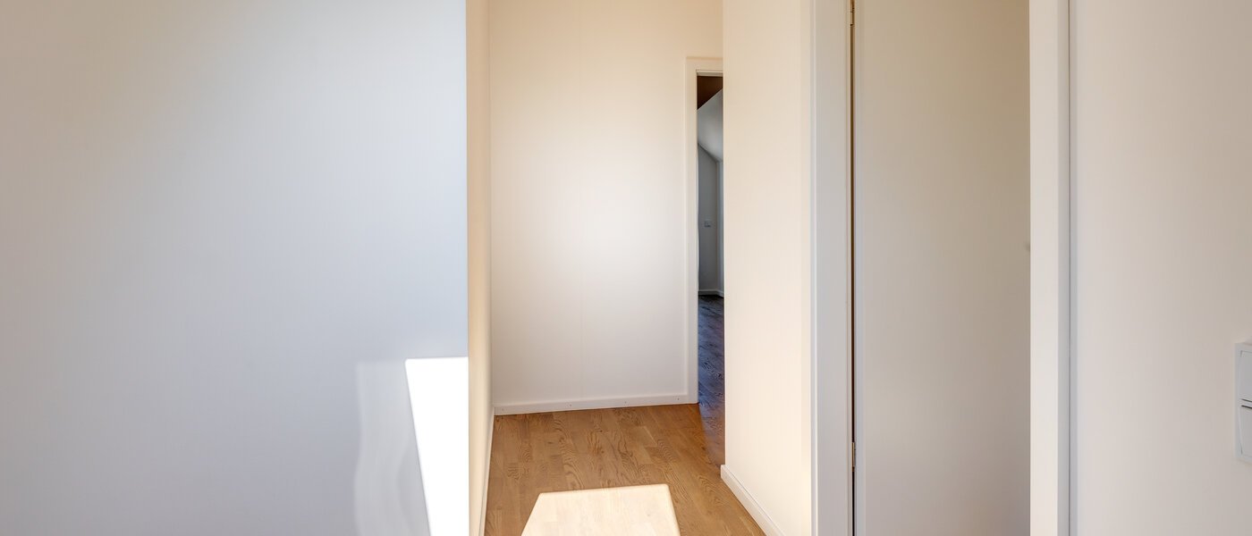 appartement sous les toits Aschheim 05 entrée/couloir 13679