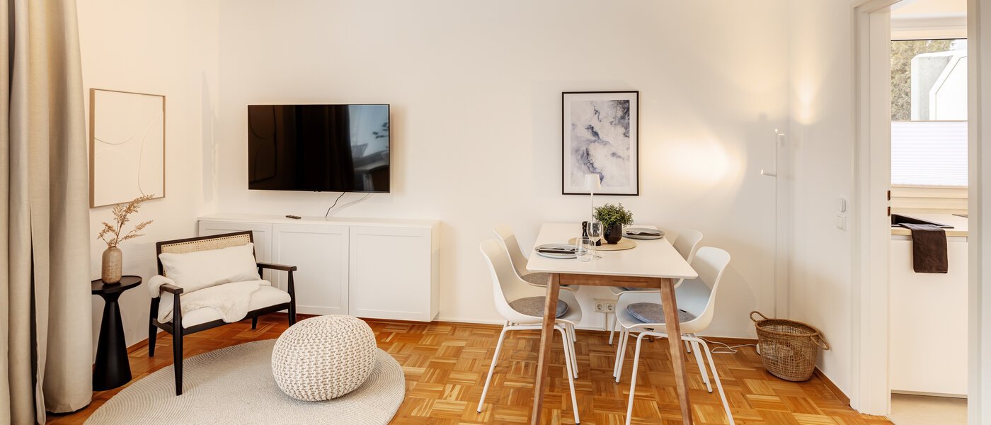 appartement avec terrasse sur le toit München Pasing 02 pièce à vivre 13685